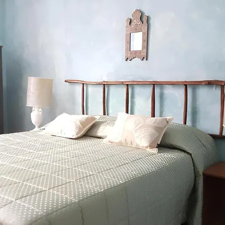 Lejlighed Elegante Dimora D' Epoca Dal Fascino Retro *