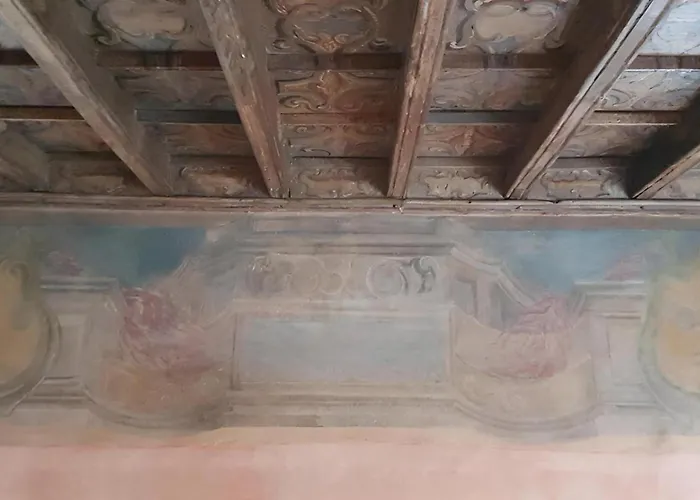 Apartamento Elegante Dimora D' Epoca Dal Fascino Retrò *