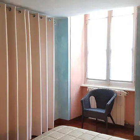 Apartamento Elegante Dimora D' Epoca Dal Fascino Retro Turín