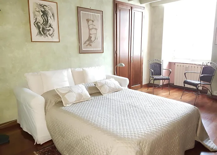 Elegante Dimora D' Epoca Dal Fascino Retro Apartment *